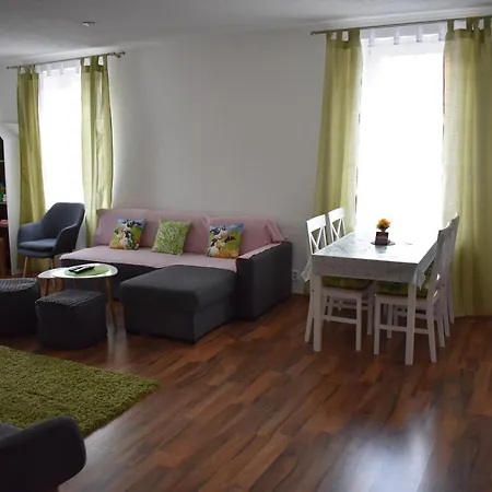 شقة Apartman Tristovka *