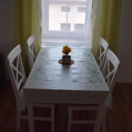 شقة Apartman Tristovka ليبوفا لازن